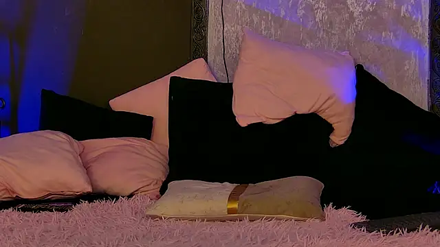 nadineray - NadineRay's free webcam - UK Sex Cams