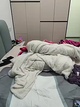 美女zzdd999在线直播