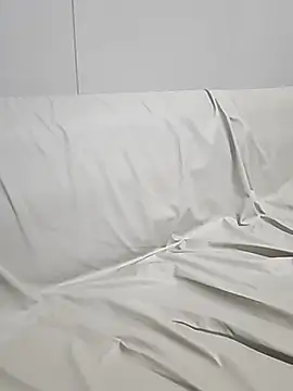 美女zxc81830在线直播