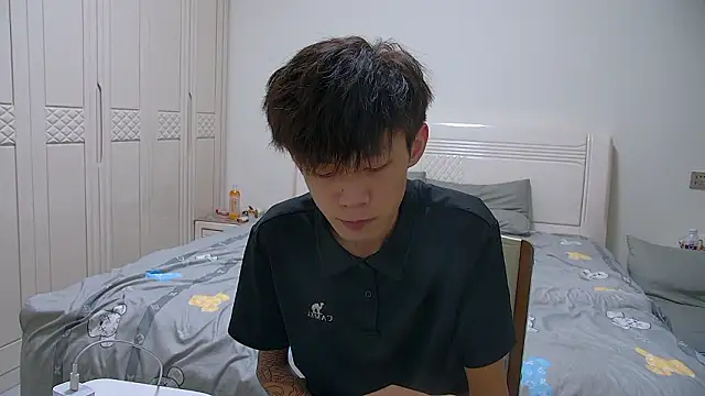 paofu-001's live cam