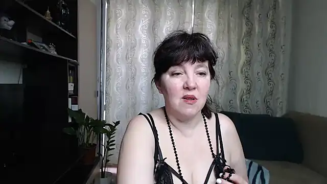 illusionq - Illusionq's free webcam - UK Sex Cams