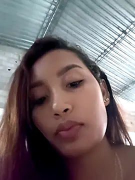 genesis_18_ (F young) - Naked and squirt time