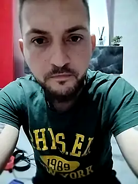 kingofkingsx - KingOfKingsX's free webcam - UK Sex Cams