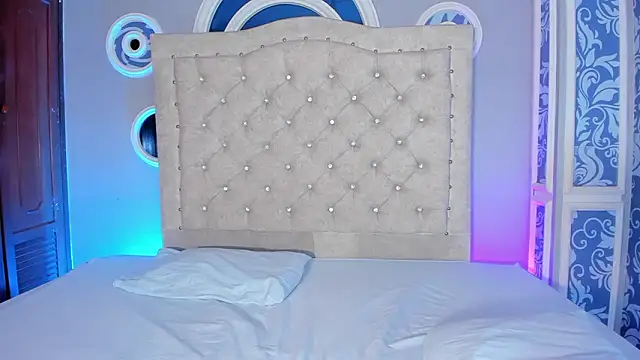 emma_pink__ - Emma_pink__'s free webcam - UK Sex Cams