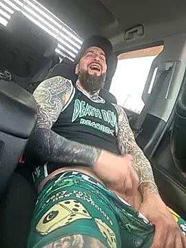 Beardedtattood live sex cam