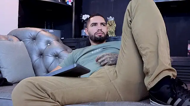 matteosantos live sex cam