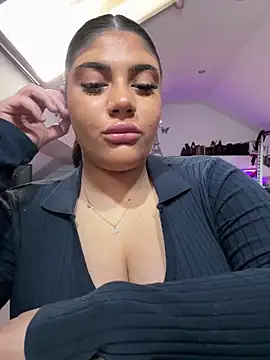 Webcam Model (MinaKhalina)  is live.Free join now!