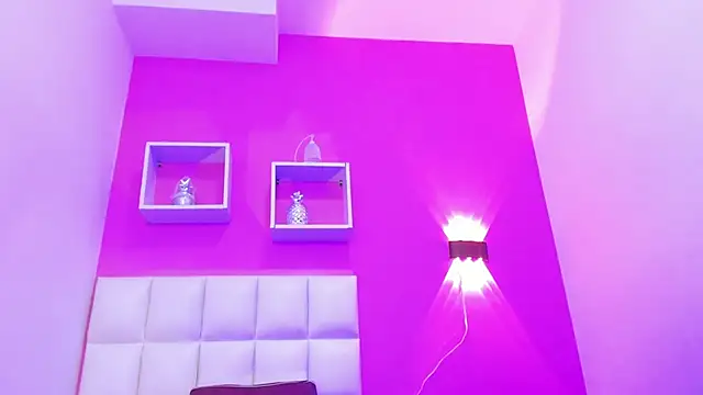 rebecca_sandoval - Rebecca_Sandoval's free webcam - UK Sex Cams