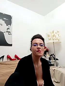 rebeccanoble - RebeccaNoble's free webcam - UK Sex Cams