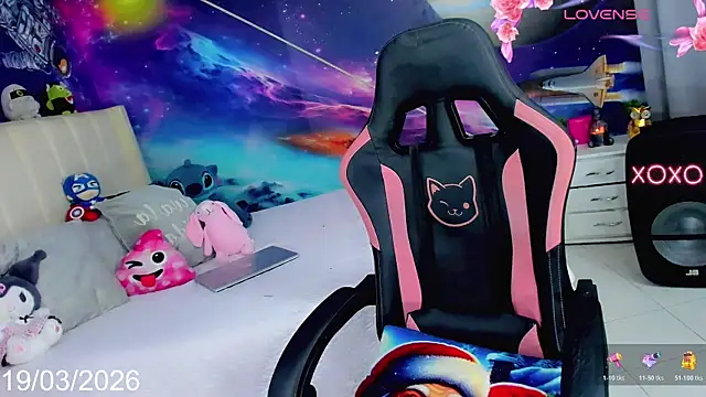 Nella_Dolls live sex cam