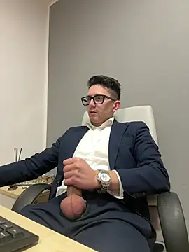 masterboss_ (M young) - OFFICE CUM SHOW!