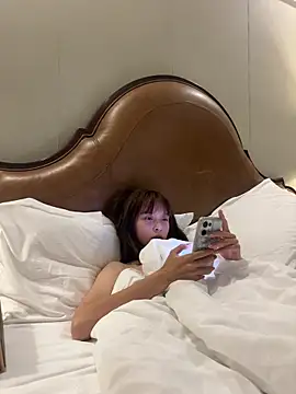 美女Aytc9989在线直播