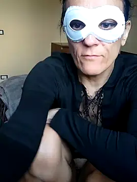 ariel_cp (F milf) - Mi spoglio