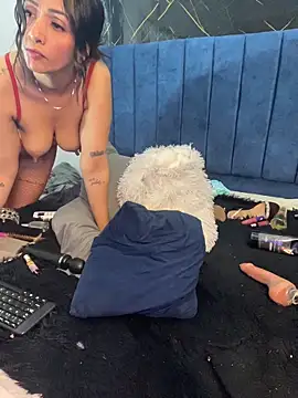 Webcam Model (kendall_flower)  is live.Free join now!