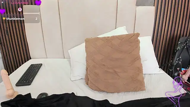 catiusca_reyes_03 - Catiusca_reyes_03's free webcam - UK Sex Cams