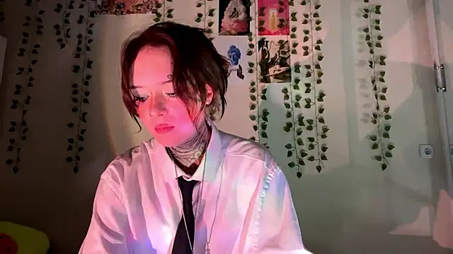 littleways - Littleways's free webcam - UK Sex Cams