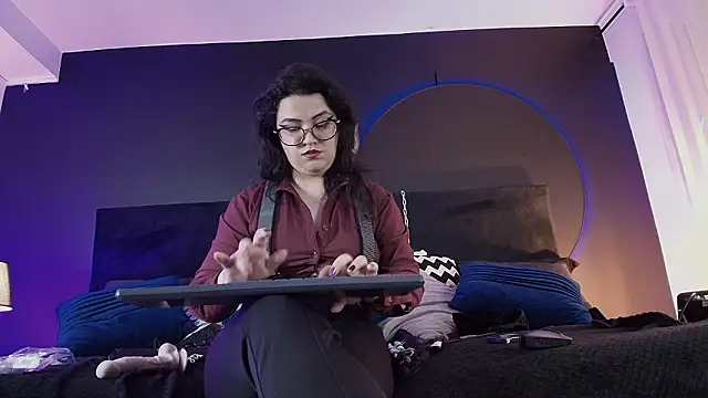 _jade_16 (F young) - HALF NAKED