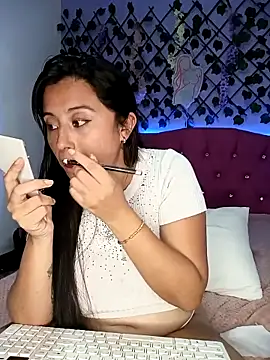 sophie-hot- (F young) - 💙MASTURBATION WITH FINGERS✨