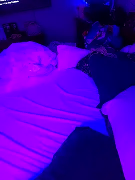 hotredheadandtoungelasher (G young) - Our new friend