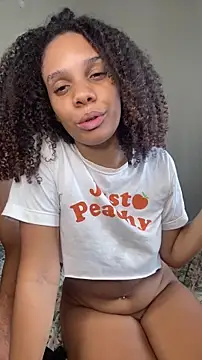 FreeIvy live cam profile