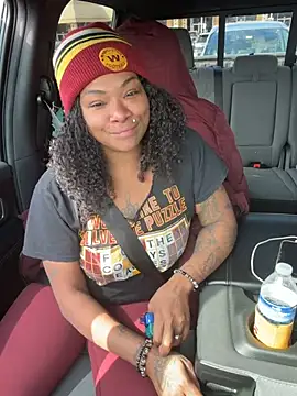 halorodeolover2 (G milf) - Tits out