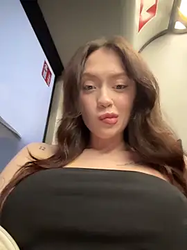 Webcam Model (CityLynx)  is live.Free join now!