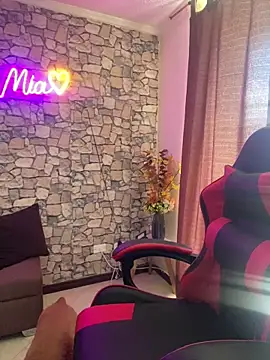 miaswwe (F milf) - Blow Job