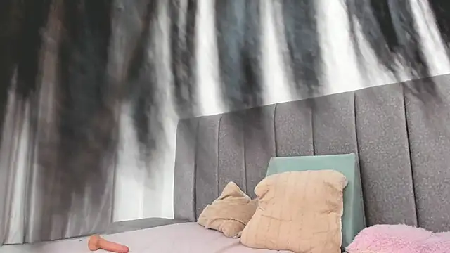 samantha_stan - Samantha_stan's free webcam - UK Sex Cams