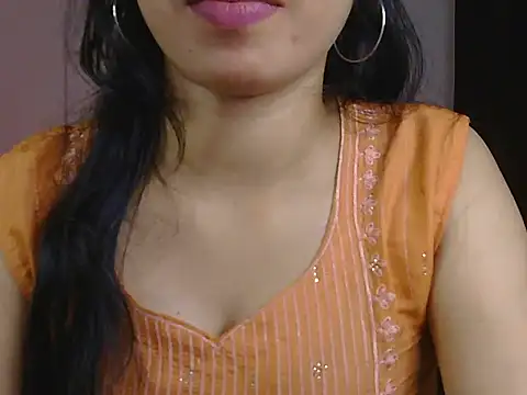 miss_ragni (F young) - show leg 5 min