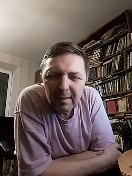 pokaz2020 (M mature) - Cum on cheeks in public