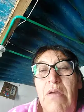 Webcam Model (clarita_01)  is live.Free join now!