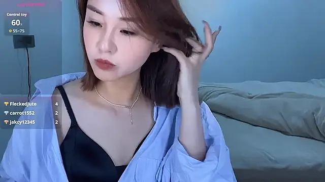 xiaolu-686 - Xiaolu-686's free webcam - UK Sex Cams