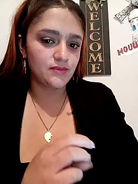 hanna__a (F young) - Tits out, bouncing