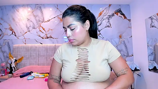 kiana_cream live sex cam