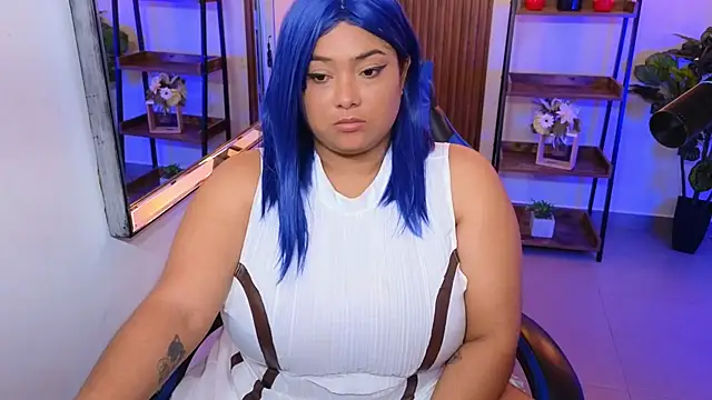 Kenya--Buhle live sex cam