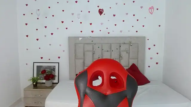 caius_fox (M young) - flash balls