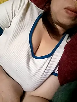 julybe - Julybe's free webcam - UK Sex Cams