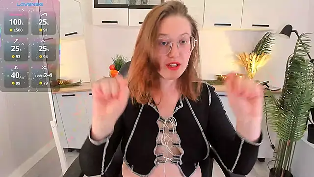 Charmy_Gracy live sex cam