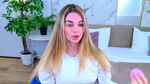 sweetylicky - SweetyLicky's free webcam - UK Sex Cams