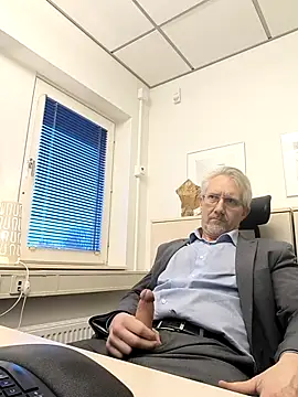 tom-swede live sex cam