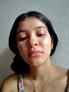 Webcam Model (Soymaia)  is live.Free join now!