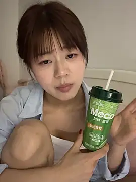 nana-3 (F young) - 丝袜+M腿（私秀听指挥）