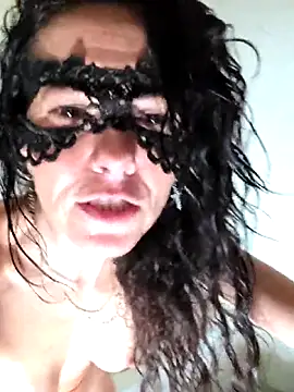 EmySkinny85 Live Webcam on Stripchat