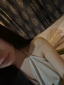 美女Xiaozuzongo1在线直播