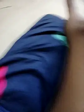 tamilkunjuu - Tamilkunjuu's free webcam - UK Sex Cams