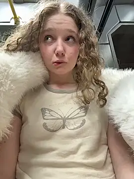 outside_rosy (F teen) - spread pussy close up and massage it