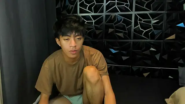 davincihugecock live sex cam