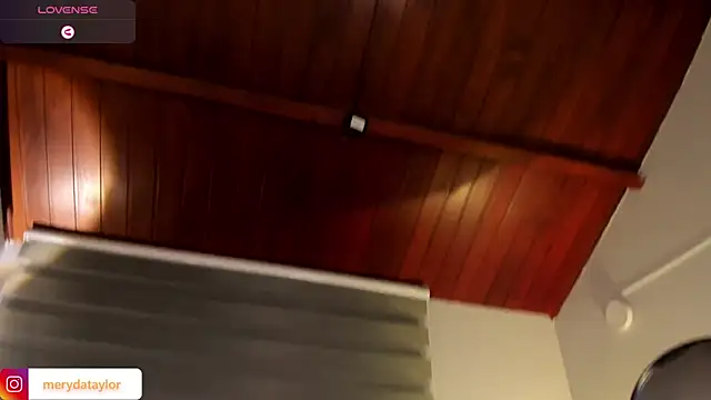 merida_taylor - MERIDA_TAYLOR's free webcam - UK Sex Cams