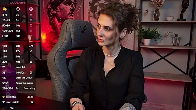 OliviaMcClean live sex cam