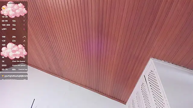 elodie_walker (F teen) - Open pussy + zoom